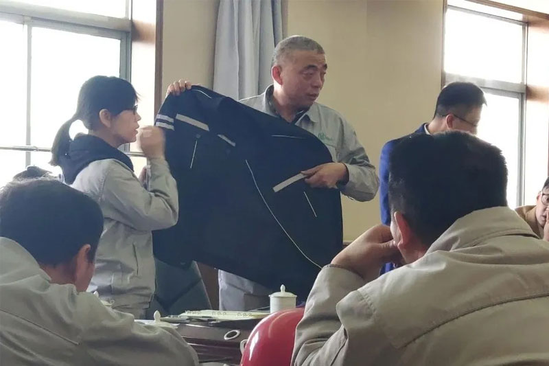 榆化公司计划要换新款工作服啦(图2) 2.jpg