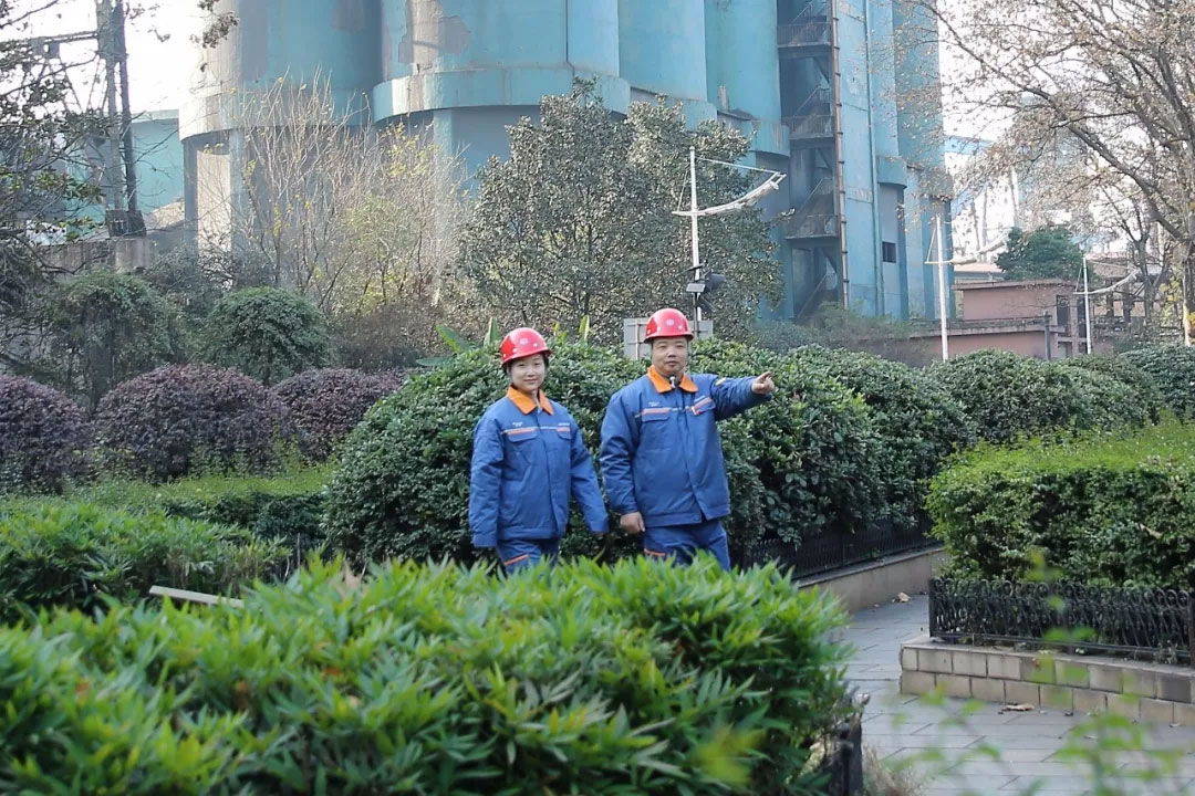 文化融合,重新整理设计的宝钢股份工作服(图7) 7.jpg