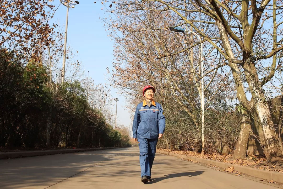 文化融合,重新整理设计的宝钢股份工作服(图8) 8.jpg