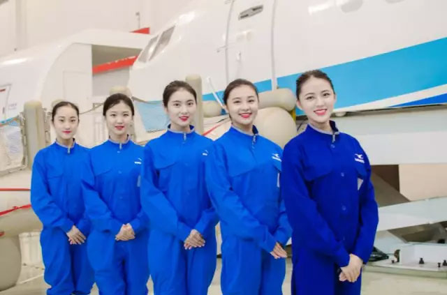厦门航空乘务训练换新装,喜迎金砖展新貌(图3) 3.jpg