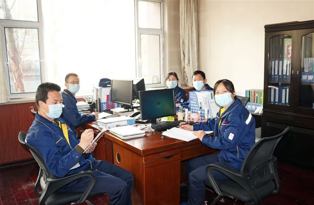 焕然“衣”新 ▏众邦集团全体干部员工喜换新装(图6) 6.jpg