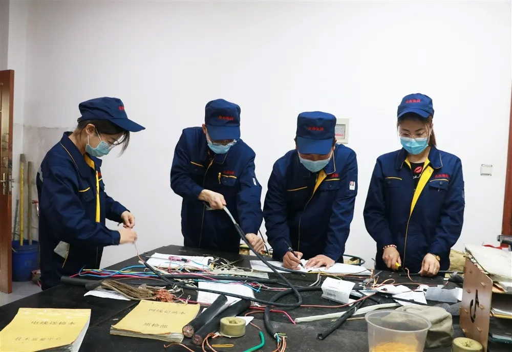 焕然“衣”新 ▏众邦集团全体干部员工喜换新装(图5) 5.jpg