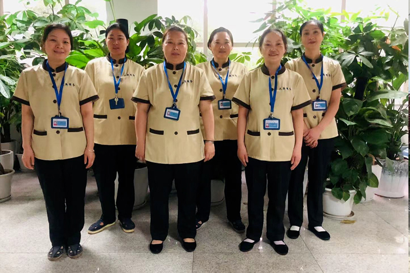 成都天奥商务采购新工作服，提升服务展形象