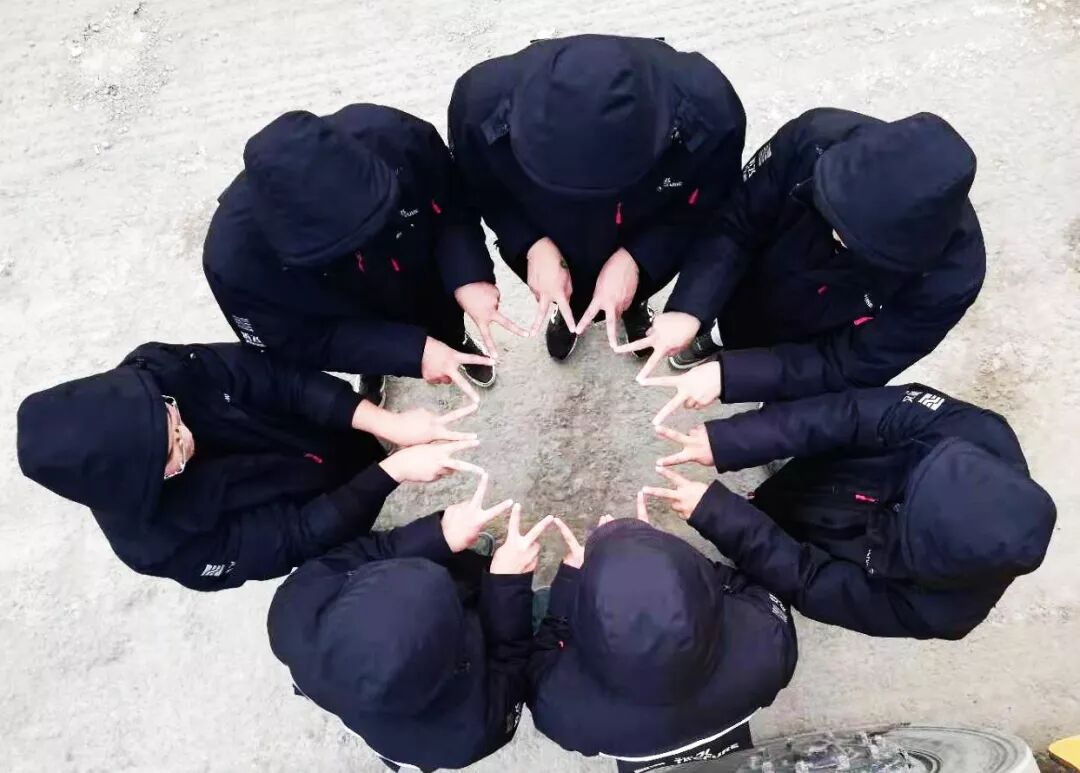 腾讯建工集团冬季工作服已到货,你被腾飞的新工装帅到了吗?(图22) 1 (22).jpeg