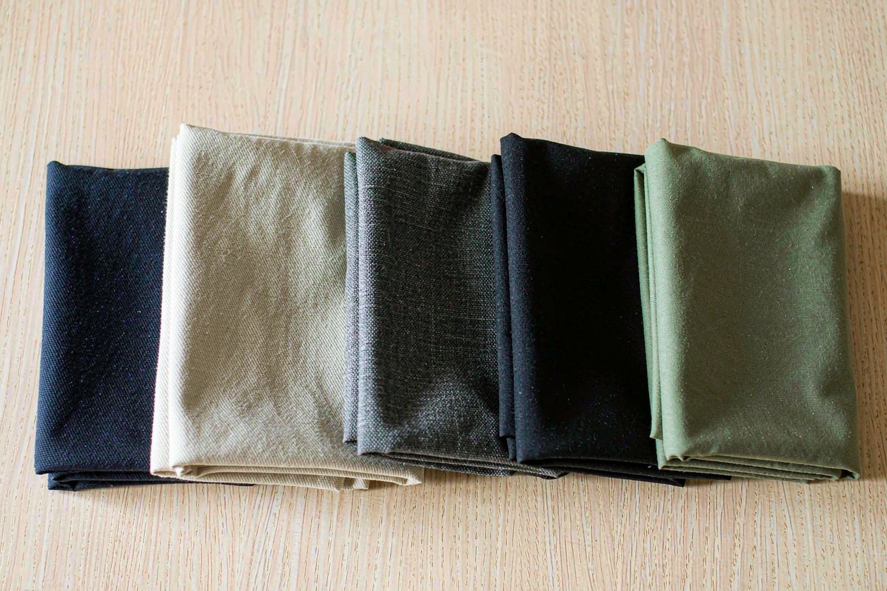 工作服面料起球怎么判?1–5 级判定、3 级验收线与涤棉选型对照(图2) 工作服面料起球怎么判?1–5 级判定、3 级验收线与涤棉选型对照(图2)